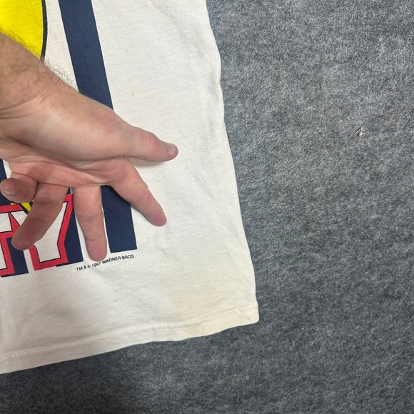 Mens Looney Tunes Tweety Bird Tank Top‎ Graphic Tee Vintage 1996 Large - Picture 6 of 15